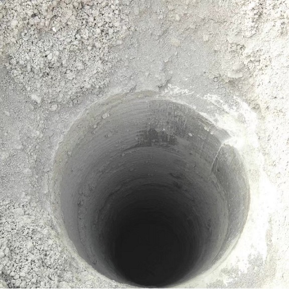 钻坑机施工效果图